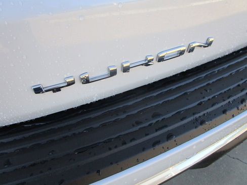 New 2026 GMC Yukon Denali w/ Denali Reserve Package RWD image 13
