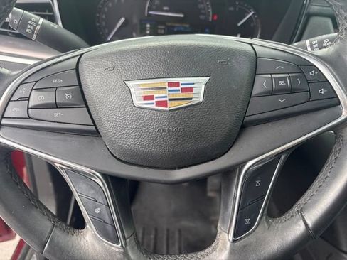 Used 2017 Cadillac XT5 Luxury AWD/4WD image 9