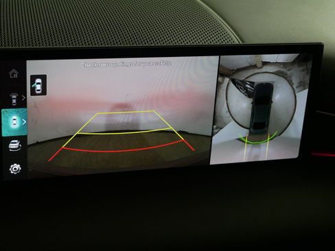 Used 2025 Genesis G80 2.5T Sport Prestige image 33