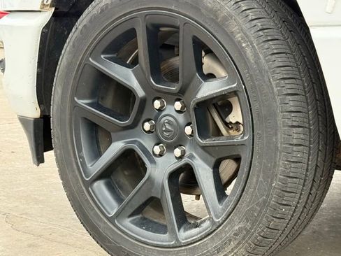 Used 2020 RAM 1500 Laramie image 7