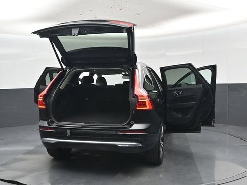 Used 2023 Volvo XC60 B5 Ultimate AWD/4WD image 57