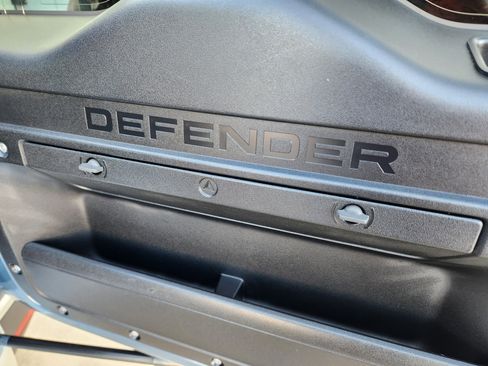 Certified 2023 Land Rover Defender 110 SE image 37