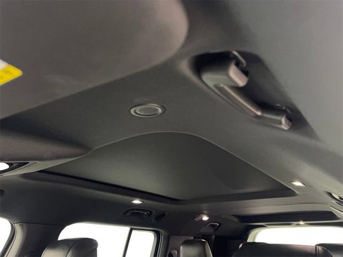 Used 2024 Land Rover Defender 130 Outbound image 47