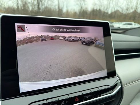 New 2026 Jeep Compass Limited w/ Sun, Sound & Navigation Group image 19