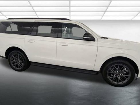 New 2026 Ford Expedition Max Platinum AWD/4WD image 9
