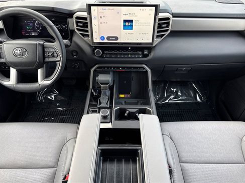 Used 2025 Toyota Tundra Limited image 4