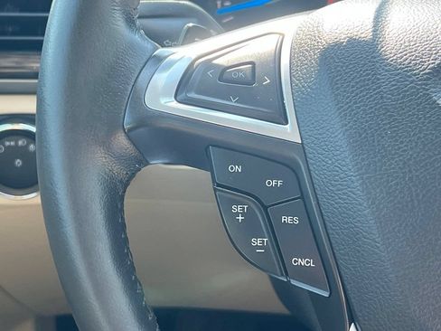 Used 2014 Ford Fusion SE w/ Equipment Group 202A FWD image 33