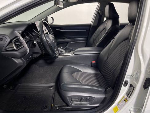Certified 2022 Toyota Camry SE image 12