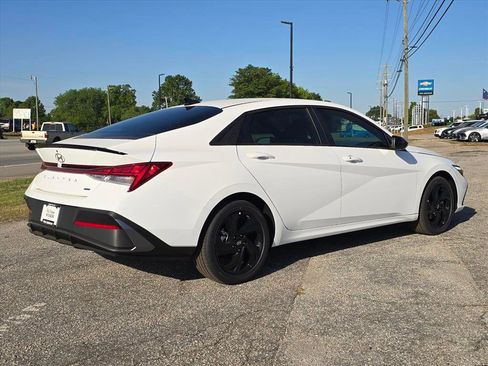 New 2026 Hyundai Elantra Sport FWD image 3