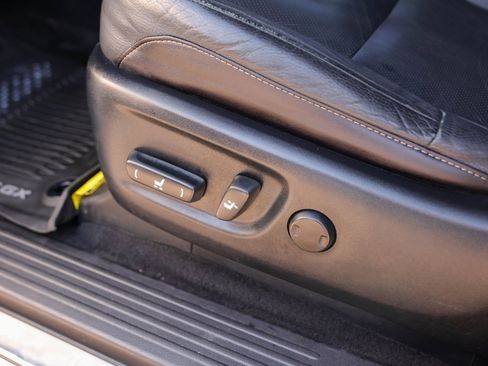 Used 2017 Lexus GX 460 Premium image 29