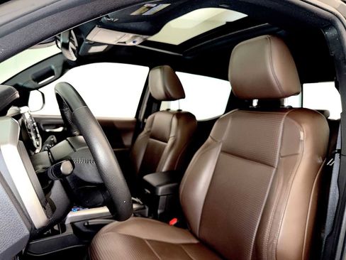 Used 2023 Toyota Tacoma Limited image 20