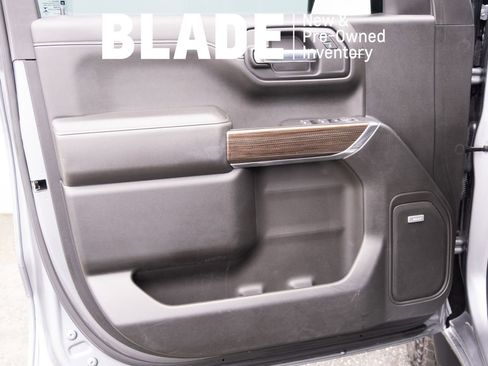 Used 2021 Chevrolet Silverado 1500 LT Trail Boss w/ LT Trail Boss Premium Package image 13