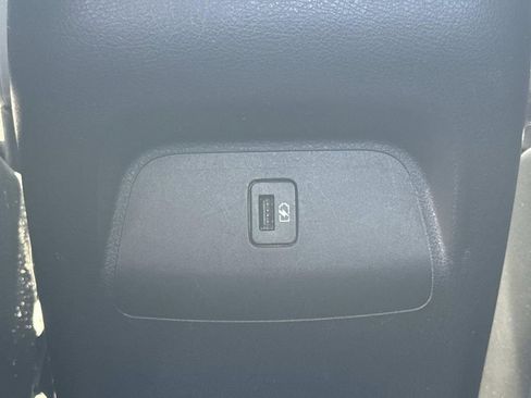 Certified 2024 Nissan Sentra SV FWD image 16