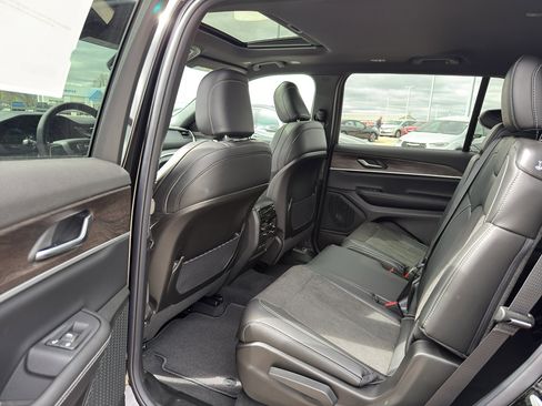 New 2026 Jeep Grand Cherokee L 4WD image 29