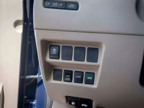 Used 2017 Nissan Rogue S image 12