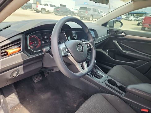 Used 2019 Volkswagen Jetta S w/ Driver Assistance Package image 10