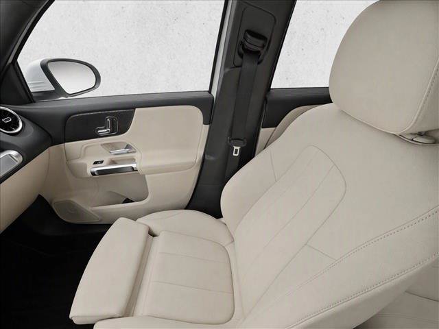 Used 2026 Mercedes-Benz GLB 250 image 24