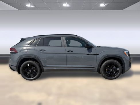 New 2026 Volkswagen Atlas Cross Sport SEL R-Line AWD/4WD image 7