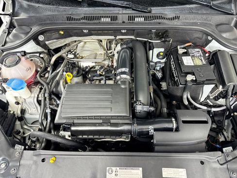 Used 2018 Volkswagen Jetta Wolfsburg Edition image 31