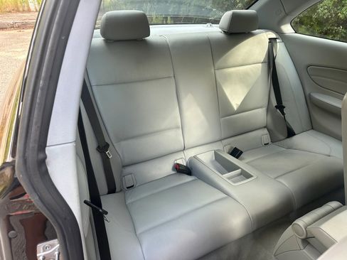 Used 2010 BMW 128i Coupe image 9