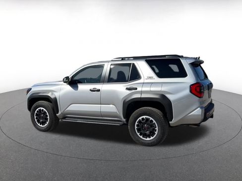 Used 2025 Toyota 4Runner TRD Off-Road image 10