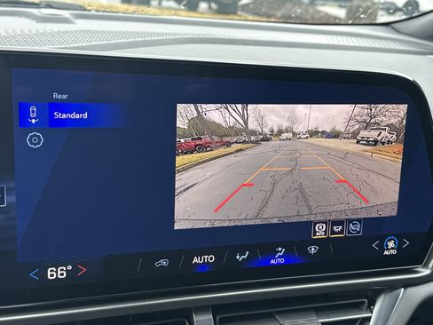 New 2026 Chevrolet Equinox EV LT image 29