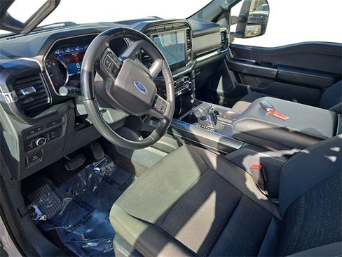 Used 2022 Ford F150 XLT w/ Equipment Group 302A High image 9