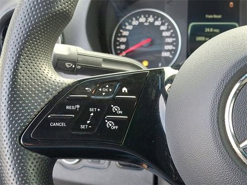 Used 2025 Mercedes-Benz Sprinter 2500 image 22
