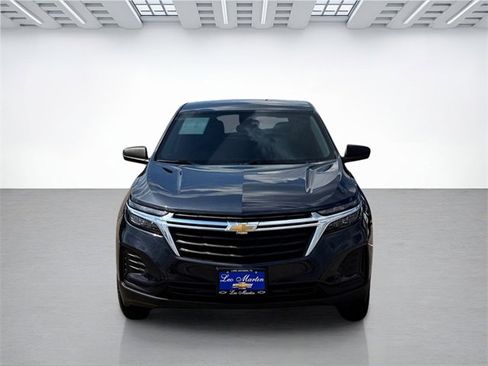 Used 2022 Chevrolet Equinox LS w/ LS Convenience Package image 2