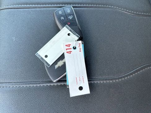 Used 2024 Chevrolet Silverado 1500 LT Trail Boss w/ Convenience Package II image 6