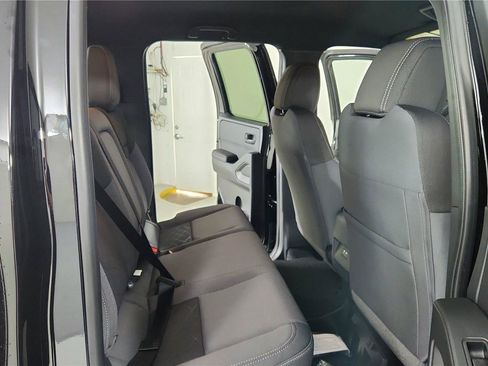 New 2026 Nissan Frontier SV w/ Tow Package image 23