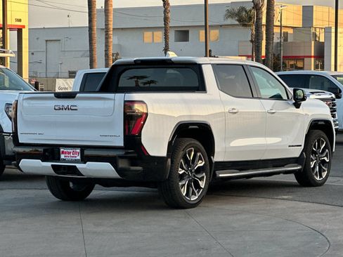New 2025 GMC Sierra EV Denali AWD/4WD image 4