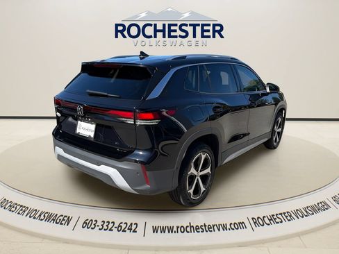 Used 2026 Volkswagen Tiguan SE AWD/4WD image 6