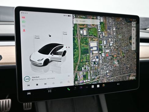 Used 2023 Tesla Model 3 Performance image 16