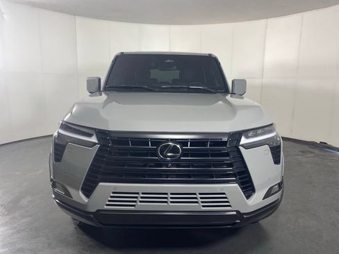 Used 2026 Lexus GX 550 w/ Accessory Package (2T) AWD/4WD image 6