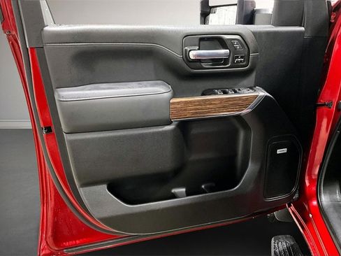 Used 2022 Chevrolet Silverado 3500 High Country w/ Technology Package image 21