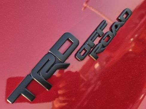Used 2024 Toyota 4Runner TRD Off-Road Premium w/ Moonroof Package AWD/4WD image 9