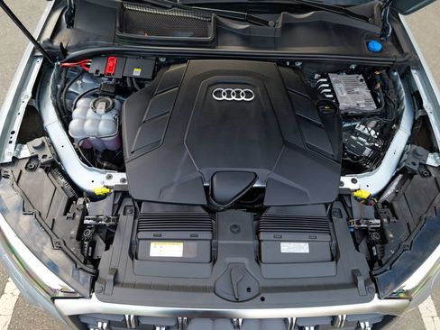 Used 2025 Audi Q7 3.0T Premium Plus AWD/4WD image 62