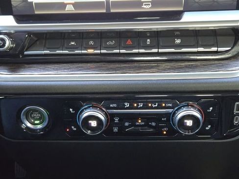 Used 2023 GMC Sierra 1500 Elevation image 20