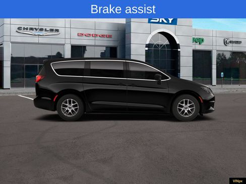 New 2026 Chrysler Voyager LX image 12