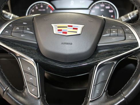 Used 2023 Cadillac XT5 Premium Luxury image 33