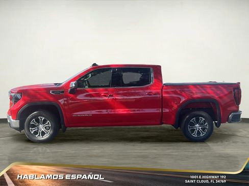 New 2026 GMC Sierra 1500 SLE image 3
