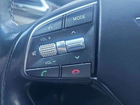 Used 2019 Genesis G90 3.3T Premium image 24