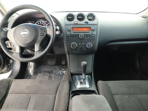 Used 2010 Nissan Altima 2.5 S FWD image 18