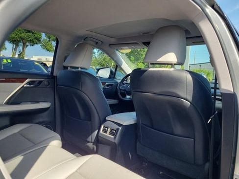 Used 2018 Lexus RX 350L FWD image 9