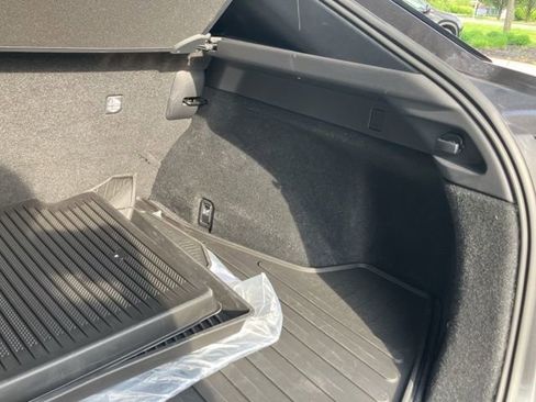 Used 2024 Lexus RZ 300e Premium w/ Accessory Package (Z1) image 46