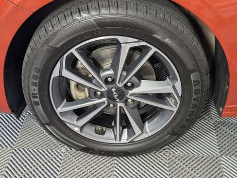 Used 2024 Kia Forte LXS FWD image 8