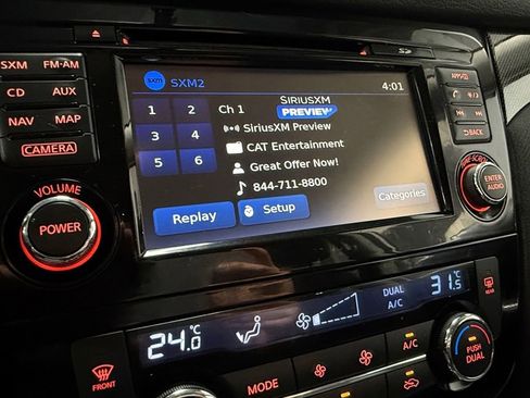 Used 2015 Nissan Rogue SL image 29