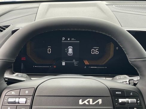 New 2026 Kia Sportage EX image 15