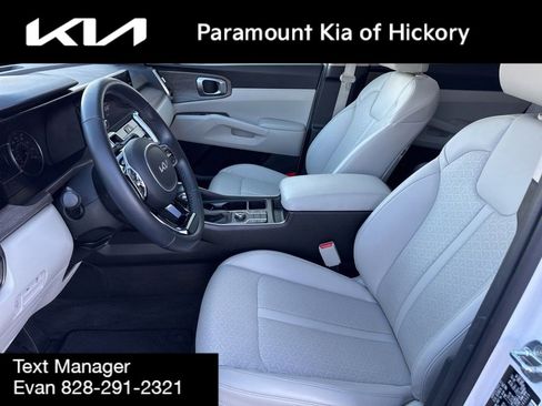 Used 2023 Kia Sorento S w/ Panoramic Sunroof Package image 23